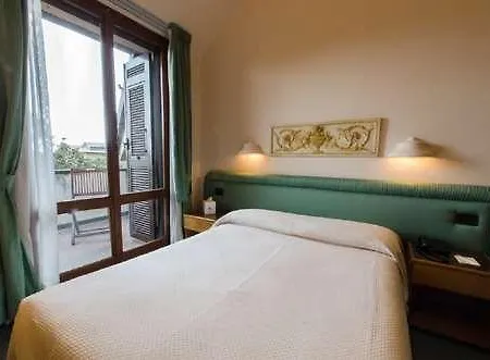 Astor - Genova * ネルヴィ